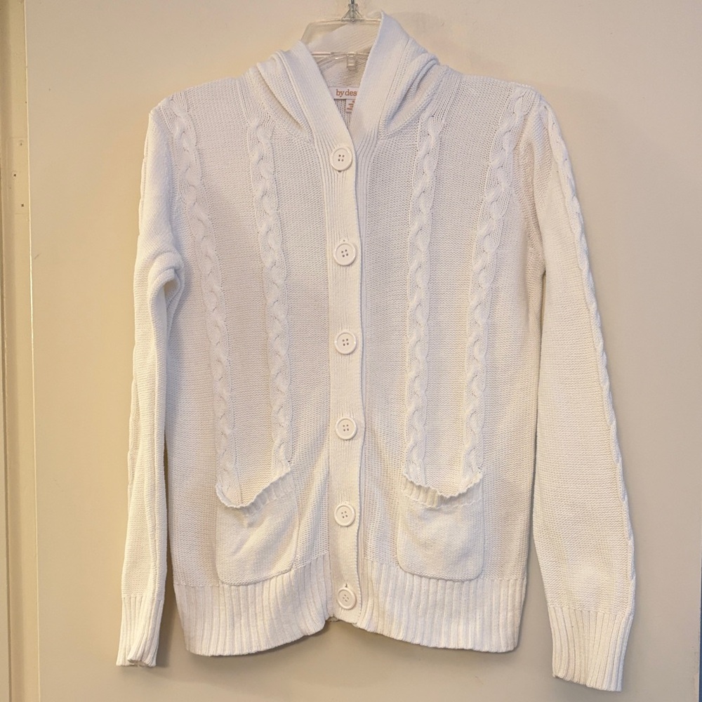 By design Women’s White Cable Knit Button Front Hooded Sweater, size‎ small